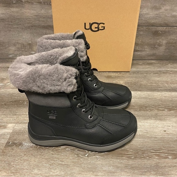 UGG | Adirondack Boot III In Black Snow Boots NEW Size 10 - Picture 3 of 12